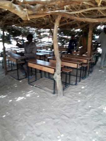 Giornata di consegna ufficiale del materiale scuola di Tamou Kaina e di Bandjo